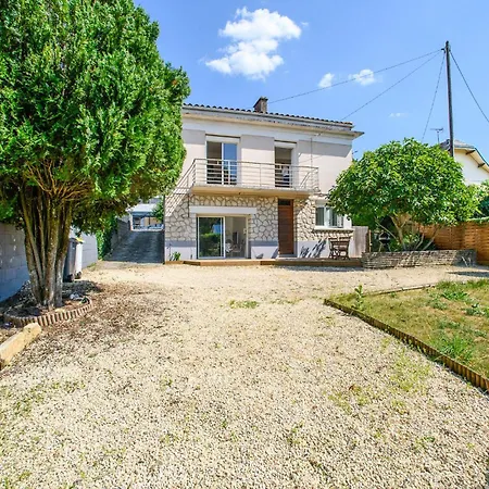 2 Bedroom Lovely In * بواتييه